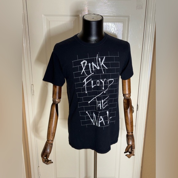 Pink Floyd Other - Pink Floyd - “The Wall”  2017 Fruit Of The Loom Black Shirt.  Medium